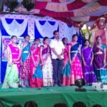 విద్యార్థులకు రాత సామాగ్రి బహుకరించిన గురుమిత్ర ఫౌండేషన్