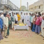 వేడుకలపై బీ ఆలర్ట్‌.. • ఎక్సైజ్‌ నిఘా బృందాలతో తనిఖీలు