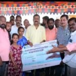 మహిళా భద్రతపై అవగాహన కోసం బీచ్ రోడ్డులో కొవ్వొత్తుల ర్యాలీ