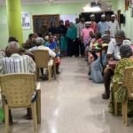 వృద్ధ ఆశ్రమంలో అన్నదాన కార్యక్రమం