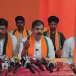 మంత్రి వర్యా….! మా మొర వినుమా…!! మా బుగ్గారం రోడ్డు వేసి – మమ్ము ఆదుకొనుమా….!!! – రాష్ట్ర మంత్రి అడ్లూరి లక్ష్మణ్ కుమార్ రాక సందర్భంగా మండల ప్రజల ప్రత్యేక విజ్ఞప్తి