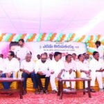 పదో తరగతి విద్యార్థుల కోసం పరీక్ష కిట్‌ల పంపిణీ కార్యక్రమం నిర్వహించారు.