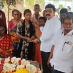 .ఖమ్మంలో వినూత్న ప్రయోగం … గట్టయ్య సెంటర్ చౌదరి హోటల్‌లో ఇనుప డ్రమ్ములతో నూతన పోయిలు :