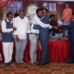 మోహినికుంటలో నూతన దంపతులను ఆశీర్వదించిన కల్వకుంట్ల గోపాల్ రావు