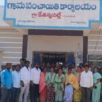 వెలుగుమట్ల భూదాన్ బాధితులకు అండగా నిలిచిన మాజీ మంత్రి పువ్వాడ అజయ్ కుమార్