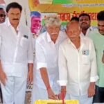 శ్రీవారిని దర్శించుకున్న గన్నవరం ఎమ్మెల్యే యార్లగడ్డ వెంకట్రావు దంపతులు