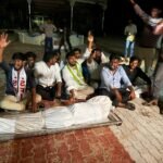 స్నేహితుని మృతి… కుటుంబానికి ఆర్థిక సహాయం