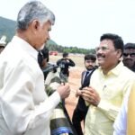 బోటిమీదపల్లె గ్రామ సచివాలయానికి కూలింగ్ వాటర్ డిస్పెన్సర్ విరాళం