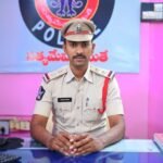 విధి కుక్కల స్వైర విహారం, ఒక వ్యక్తి పరిస్థితి విషమం పట్టించుకోని అధికారులు