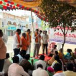 డాక్టర్ బి ఆర్. అంబేద్కర్ విగ్రహం ని శుద్ధి చేసిన ఖమ్మం టూ టౌన్ బీజేపీ నాయకులు