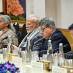 ఇంధన కేంద్రాల వద్ద రద్దీ