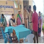 మామిడి రైతులకు గట్టి దెబ్బ.. దిగుబడులు తగ్గి ఆందోళన