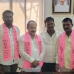 రొయ్యల సాగుతో రైతులకు ముప్పు.. ఎమ్మార్వో కార్యాలయం ముట్టడి