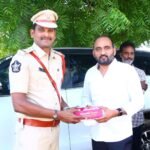 నూతన ఎస్సైగా బాధ్యతలు స్వీకరించిన శ్రీ ఉమామహేశ్వరరావు గారు