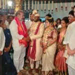 నూతన వధూవరులను ఆశీర్వదించిన ప్రభుత్వ విప్ ఆది శ్రీనివాస్