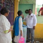 ప్రీ ప్రైమరీ స్కూల్స్ ను అంగన్వాడి కేంద్రాలకే అప్పగించాలి