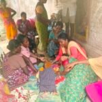 రైతులు పండించిన పంటలకు గిట్టుబాటు ధర ఇవ్వాలని పెంచిన పెట్రోల్ డీజిల్ ధరలు తగ్గించాలని డిమాండ్