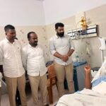 భారీ వృక్షం అకస్మాత్తుగా నేలకొరిగింది
