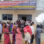 ఫార్మాసిటీ భూములపై ఉద్రిక్తత… పోలీస్ స్టేషన్ ముందు కూలీల ధర్నా!