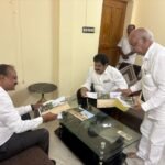 റീ-സർവേ പുരോഗതിയും റവന്യൂ ദിനാഘോഷങ്ങളും സംബന്ധിച്ച അവലോകന യോഗം*