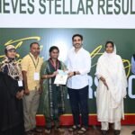 దుత్తలూరు ఏపీ మోడల్ స్కూల్ విద్యార్థిని కరీనాకు రాష్ట్ర స్థాయి ‘షైనింగ్ స్టార్’ అవార్డు
