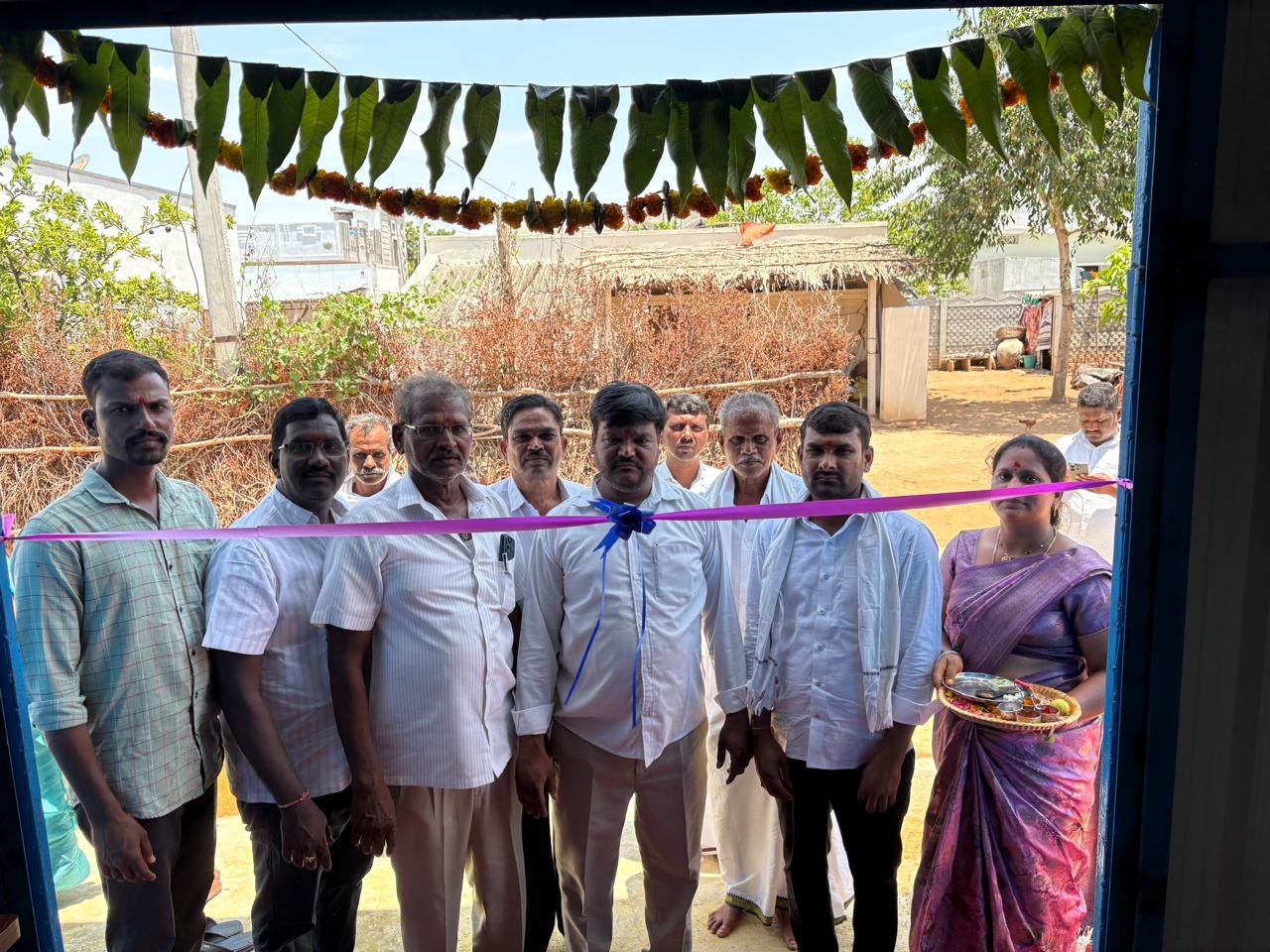 వాటర్ ప్లాంట్ ను ప్రారంభించిన సర్పంచ్ ప్రసాద్ గౌడ్