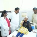 வெலிகண்ட்லா தாக்குதலில் பாதிக்கப்பட்டவர்களை எம்.எல்.ஏ. காவ்யா கிருஷ்ண ரெட்டி சந்தித்தார்!