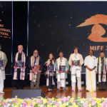 ‘ಯುದ್ಧಭೂಮಿ’ ಮೊದಲನೆಯ ಮಹಾಯುದ್ಧದ ಇತಿಹಾಸವನ್ನು ಮಣಿಪುರದ ವರ್ತಮಾನದೊಂದಿಗೆ ಸಂಯೋಜಿಸುತ್ತದೆ.