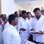 *తిరుచ్చిపై మత్స్యావతారంలో భక్తులను మంత్రముగ్ధులను చేసిన శ్రీసౌమ్యనాథస్వామి* నందలూరు పున్నమి ప్రతినిధి జూలై 23.