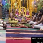 తుడా చైర్మన్ డాలర్స్ దివాకర్ రెడ్డిని కలిసిన వెదురుకుప్పం మండల టీడీపీ అధ్యక్షుడు గురుసాల కిషన్ చంద్