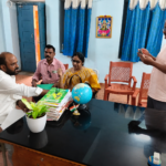 కాపవరం గ్రామ సెక్రెటరీగా పనిచేసిన బాలనాగుకు ప్రమోషన్.. ఘనంగా సన్మానించిన సొసైటీ చైర్మన్ సత్తిబాబు.
