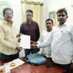 *దుత్తలూరు మండలం, తెడ్డుపాడు గ్రామంలో నూతనంగా ఏర్పాటు చేసిన హెల్త్ క్లినిక్ ప్రారంభోత్సవ కార్యక్రమానికి ఉదయగిరి నియోజకవర్గ శాసనసభ్యులు కాకర్ల సురేష్ ముఖ్య అతిథిగా