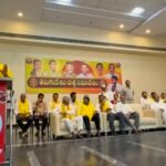 మండల అధ్యక్షుడు గజ్జల రాజు ఆధ్వర్యంలో కాంగ్రెస్ కార్యాలయంలో వైఎస్‌కు ఘన నివాళులు