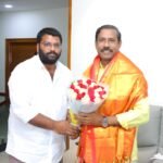 గురు పౌర్ణమి సందర్భంగా గురుపూజలు నిర్వహించిన బీజేపీ సీనియర్ నాయకులు గేంటెల విద్యాసాగర్