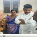 గురుపౌర్ణమి వేళ సాయిబాబా ఆలయంలో డీఎస్పీ ప్రత్యేక పూజలు