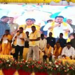ఏఎంసీ డైరెక్టర్లతో ప్రమాణ స్వీకారం
