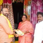 అమెరికా పర్యటన లో చెవిరెడ్డి కుటుంబం