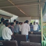 తిరుపతి జిల్లా, దొరవారిసత్రం మండలం కల్లూరు గ్రామంలో రోడ్ల పరిస్థితి చాలా అధ్వానంగా ఉందని, వర్షాకాలంలో రాకపోకలు పూర్తిగా నిలిచిపోతున్నాయని,