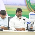 ఎసీబీ కి చిక్కిన లంచగొండి తిమింగళం