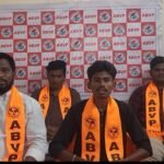 ఆటో బోల్తా.. ఇద్దరికి తీవ్ర గాయాలు