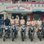 ఖమ్మం జిల్లాలో బైక్ చోరీ ముఠా అరెస్ట్ – 9 కేసుల ఛేదన, 9 మోటార్‌సైకిళ్లు స్వాధీనం