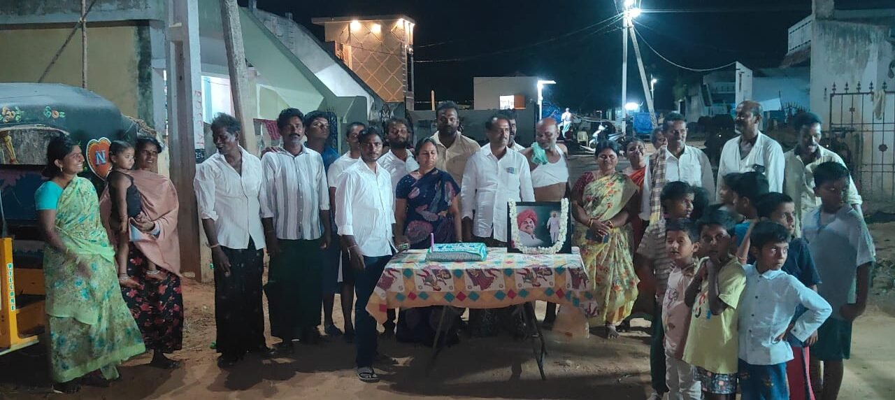 వీరరామ పురం లో ఘనంగా వైయస్సార్ జయంతి వేడుకలు
