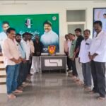 టీ.ఎల్.పేటలో ఎస్‌ఐఆర్ ప్రత్యేక ఇంటెన్సివ్ రివిజన్ కార్యక్రమాన్ని పర్యవేక్షించిన ఎమ్మెల్సీ తక్కెళ్లపల్లి రవీందర్ రావు