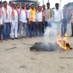 నిజమే, తిరుపతి జిల్లా, దొరవారిసత్రం (Doravarisatram) మండలంలో కల్లూరు అనే రెవెన్యూ గ్రామం ఉంది!