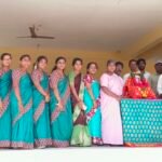 రోడ్డు నిర్మాణానికి అడ్డంకులు.. ఎమ్మెల్యే తీరుపై ఆగ్రహం.. ధర్నాకు దిగిన ప్రజలు