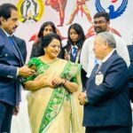 హత్య కేసుల చేతులలో ప్రతిభ కానిస్టేబుల్ అశోక్ కు ప్రశంసలు నగదు బహుమతి