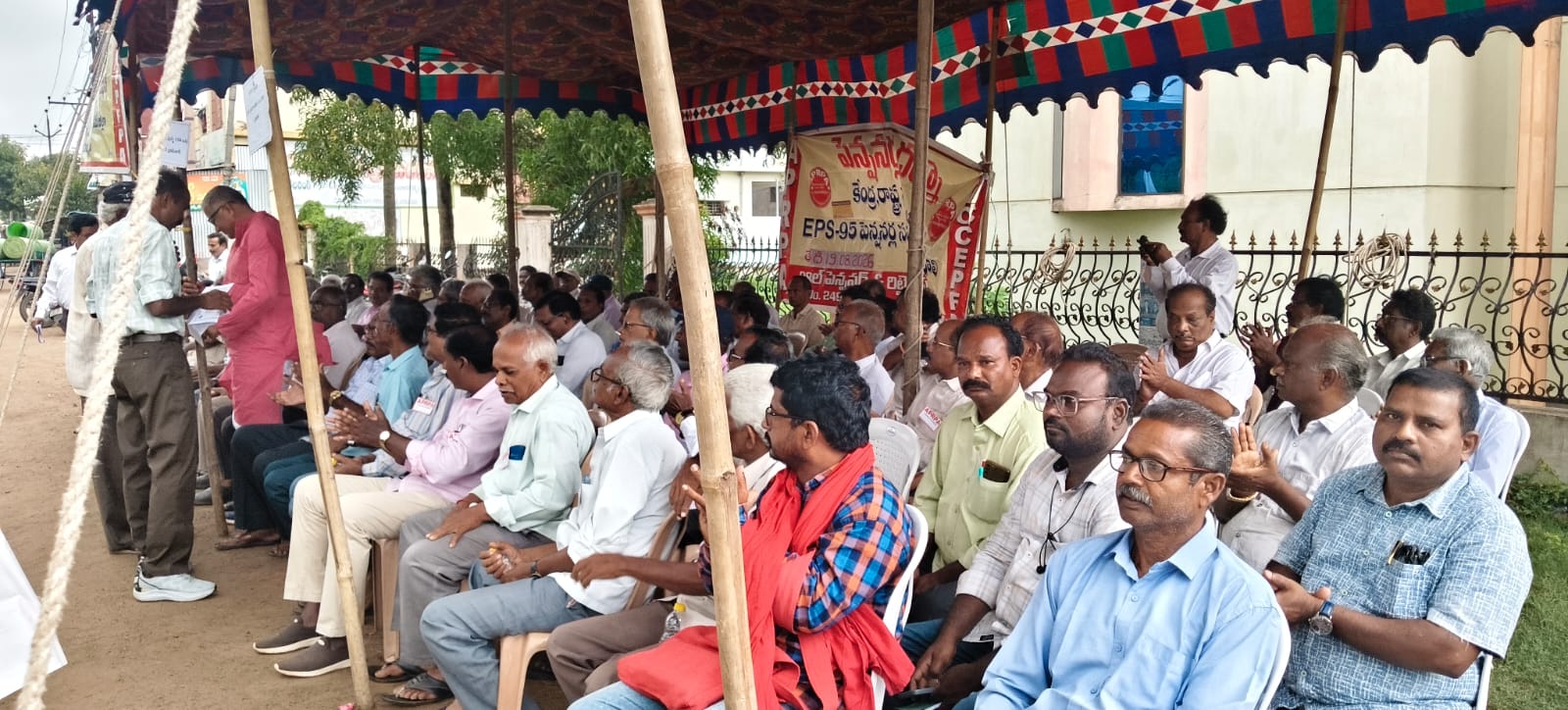 కేంద్ర, రాష్ట్ర ప్రభుత్వాలు లక్షల కోట్ల రూపాయల ప్రజాధనాన్ని పక్కదారి పట్టిస్తున్నాయి: వెంకటేశ్వరరావు