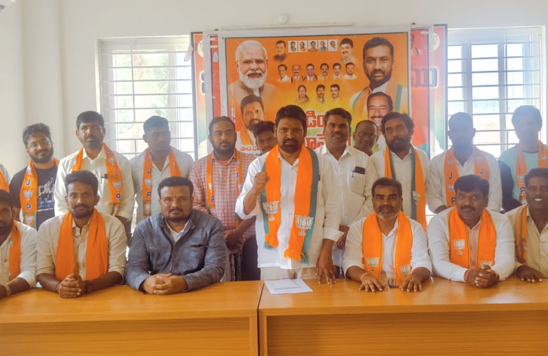 బిజెపి రాష్ట్ర అధ్యక్షులు రాంచంద్ర రావు దీక్ష ను విజవంతం చేయాలి
