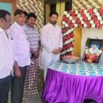 *జాతీయ పండుగ పూజ్యతకు తిలోదకాలు!* *కాట్రేనికోన హైస్కూల్లో విజేతలకు ఖాళీ సర్టిఫికెట్ల పంపిణీ!* *కాట్రేనికోన స్కూల్ ఘటనపై విచారణ జరపాలి: జిల్లా విద్యాశాఖ అధికారులకు తల్లిదండ్రుల డిమాండ్