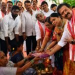 సోదరి చేత రాఖీ కట్టించుకున్న నామ